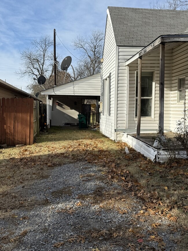 Building Photo - 306 N Cleveland Ave