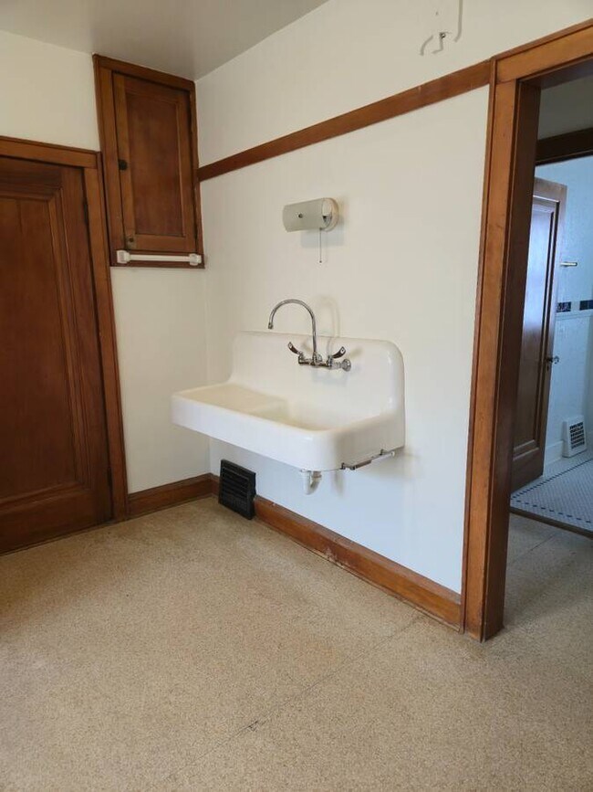 Foto del edificio - 3163-3165-3165 N 39th St