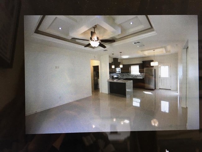 Building Photo - 913 Myrtle Beach Ave