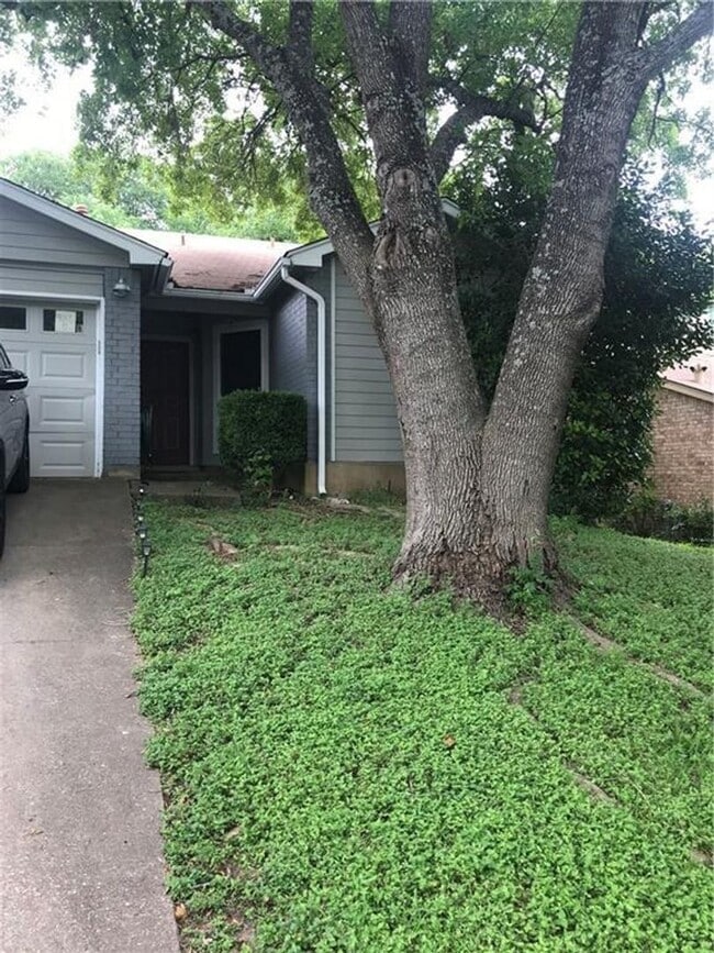 Building Photo - 9011 Sanger Dr