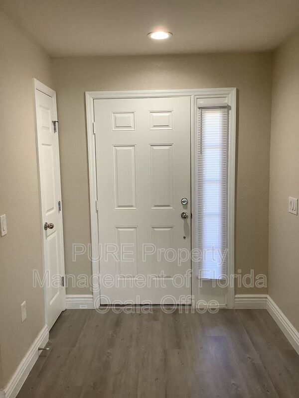 Foto del edificio - 5600 SW 44th Rd