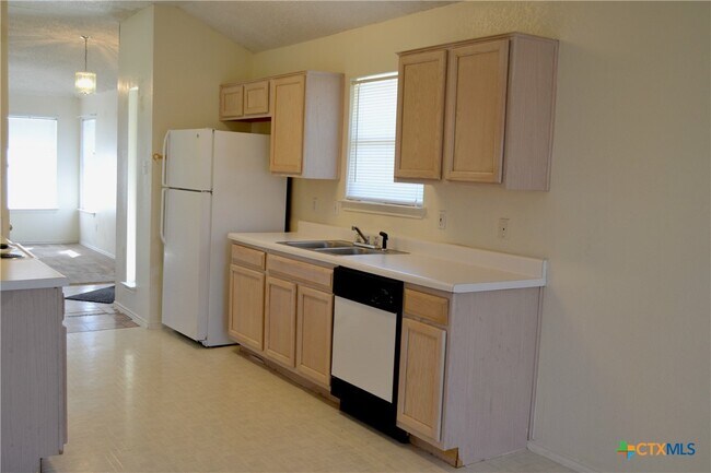 Foto del edificio - 2308 Tracey Ann Ln