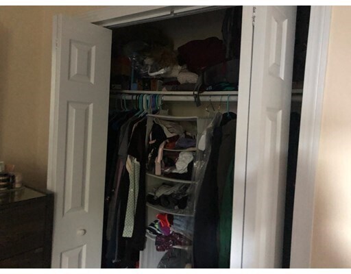 Foto del edificio - 228 Western Ave