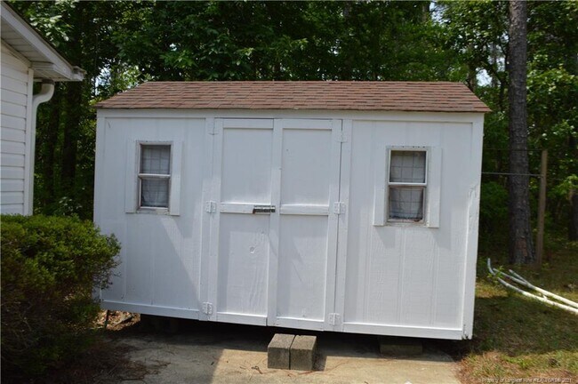 Building Photo - 59 Hunter Field