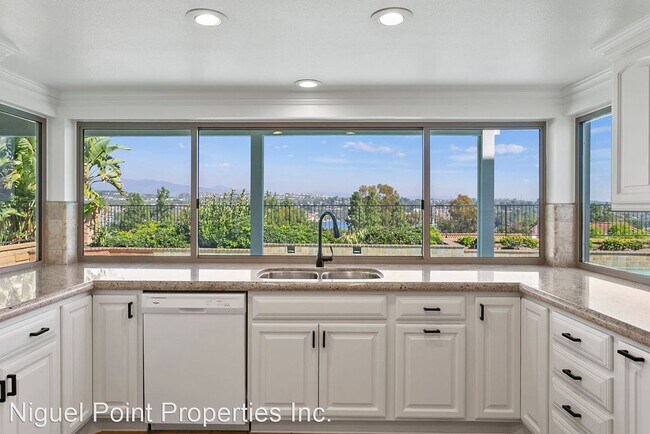 Foto del edificio - 5 br, 3 bath House - 22942 Arija