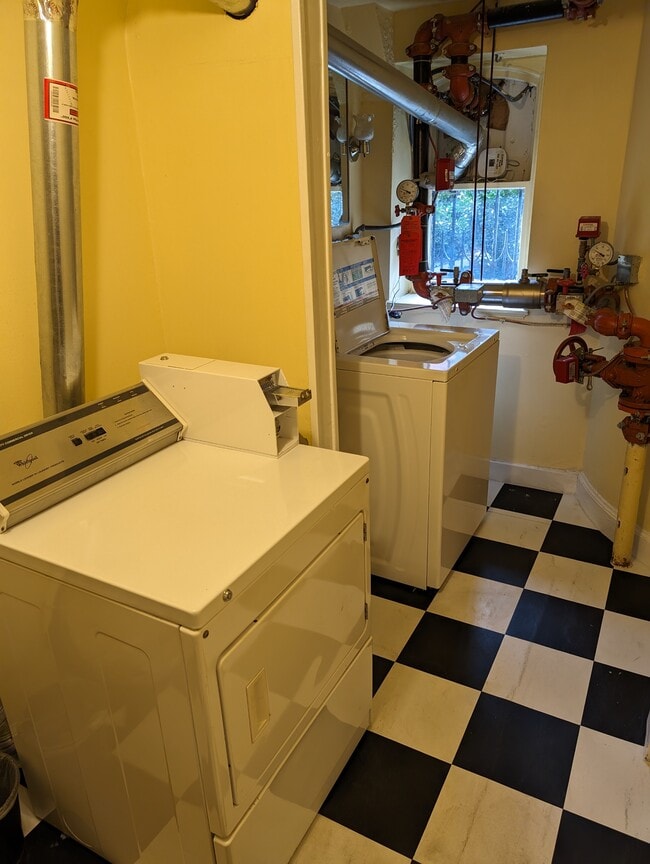 Foto del edificio - 230 Beacon St