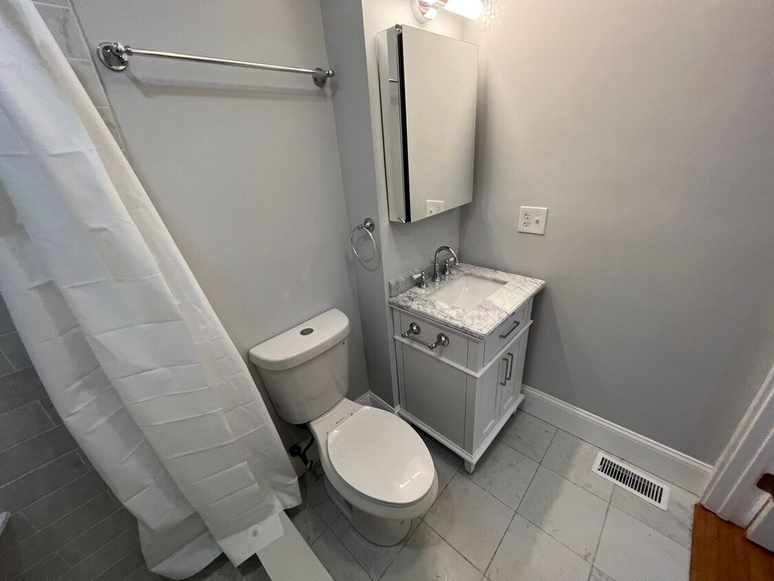 Foto del edificio - 362 Oxford St