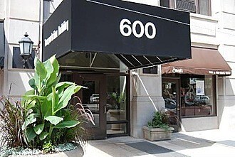 Primary Photo - 600 S Dearborn St