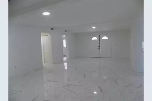 Foto del edificio - 1511 E Horatio Ave