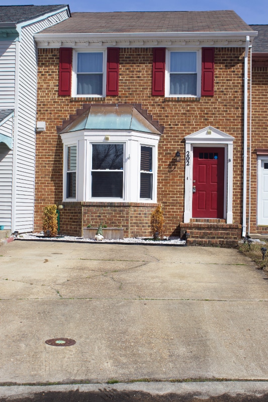 Foto del edificio - 202 Stonehall Ct