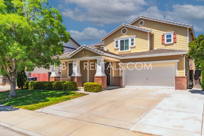 Building Photo - 803 Twin Oaks Dr