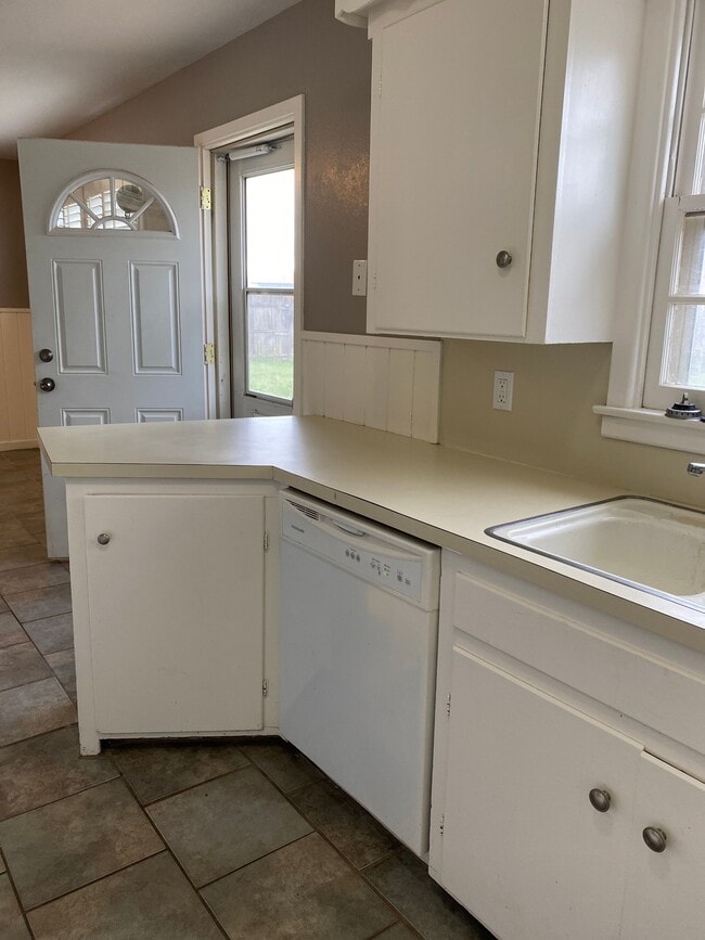 Foto del edificio - 3107 Aberdeen Ave