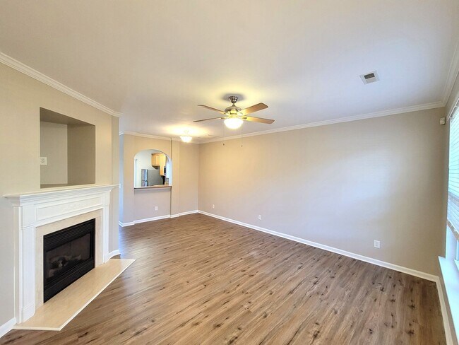 Foto del edificio - Lovely, Move in Ready 2 Bedroom in Matthews