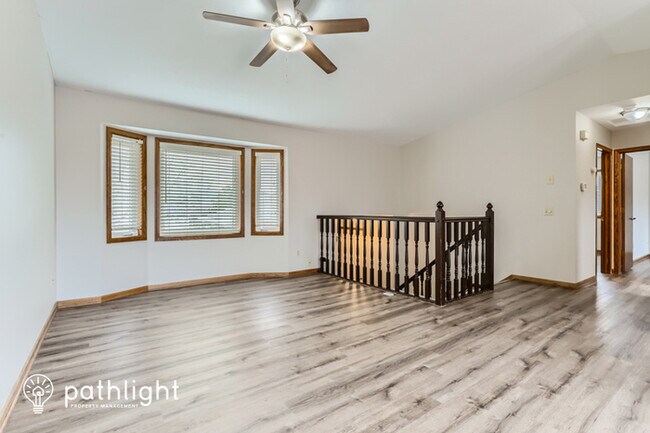 Building Photo - 1362 Thistle Lane, Shakopee, MN, 55379