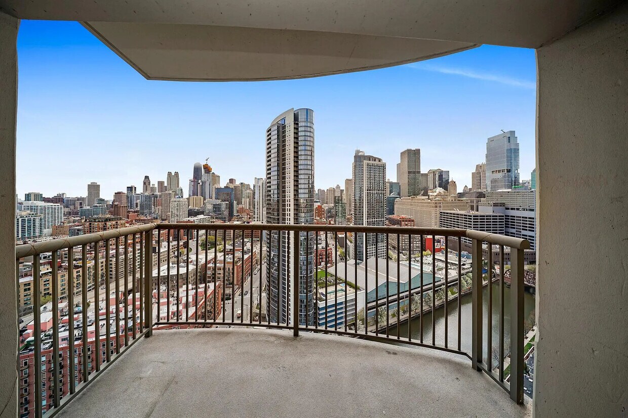 Foto principal - 501 N Clinton St