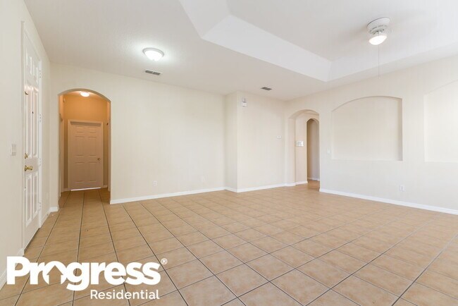 Foto del edificio - 14018 Mailer Blvd