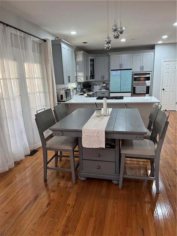 Foto del edificio - 525 Lake Medlock Dr