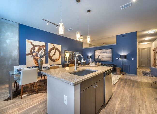 Building Photo - Modern Design Meets Everyday Luxury