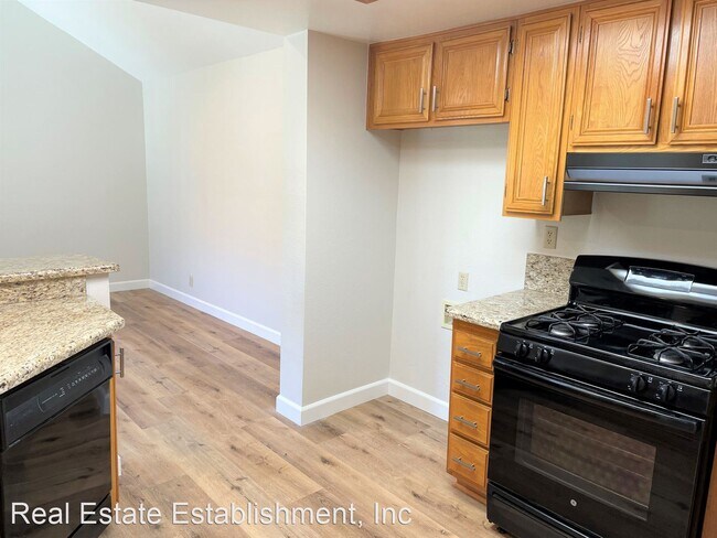Foto del edificio - 3 br, 3 bath House - 27495 Via Sequoia