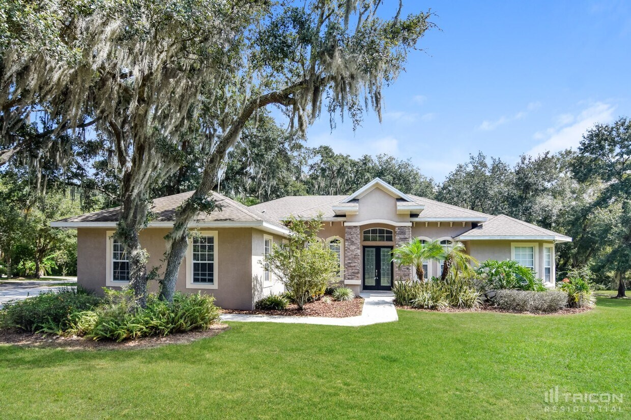 Primary Photo - 4534 Highland Creek Dr