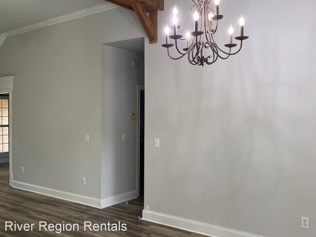 Foto del edificio - 4 br, 2 bath House - 355 Bowen Bend