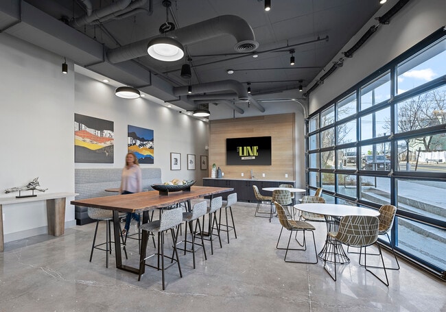 Photo - 525 LINC Apartments