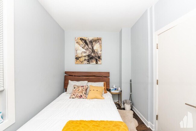 Foto del edificio - 3 bedroom in Chicago IL 60651