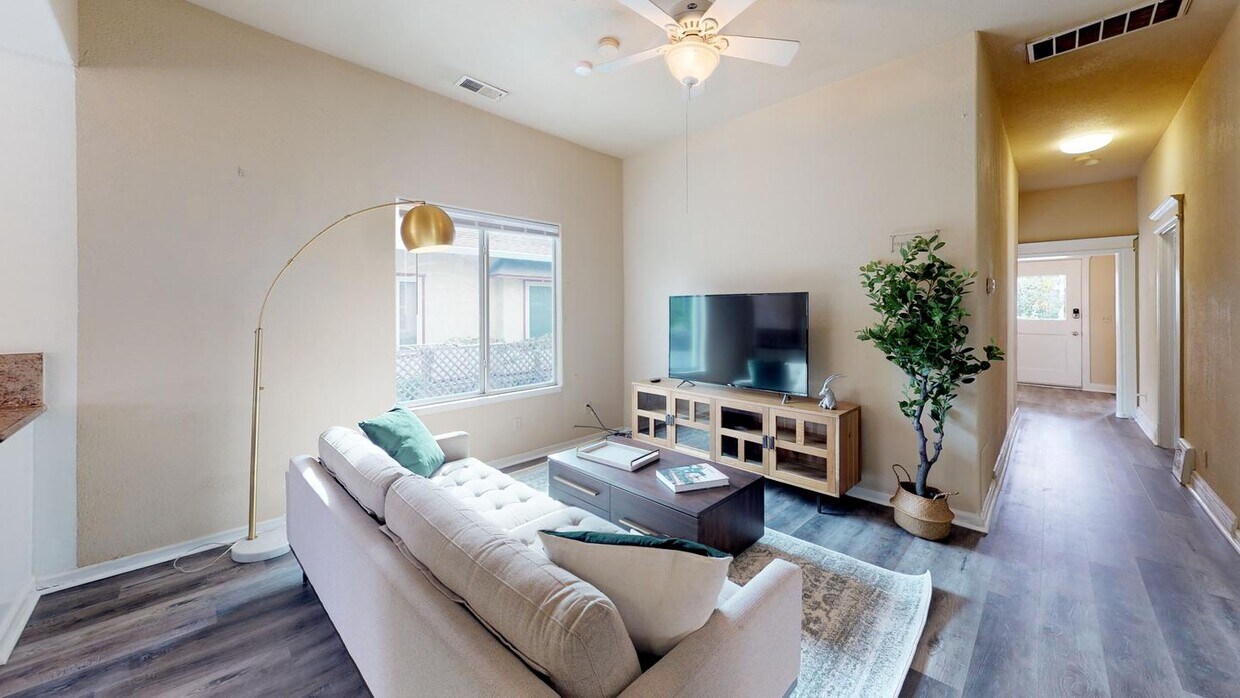 Primary Photo - Room in 8 Bedroom Home at 380 N 13th St