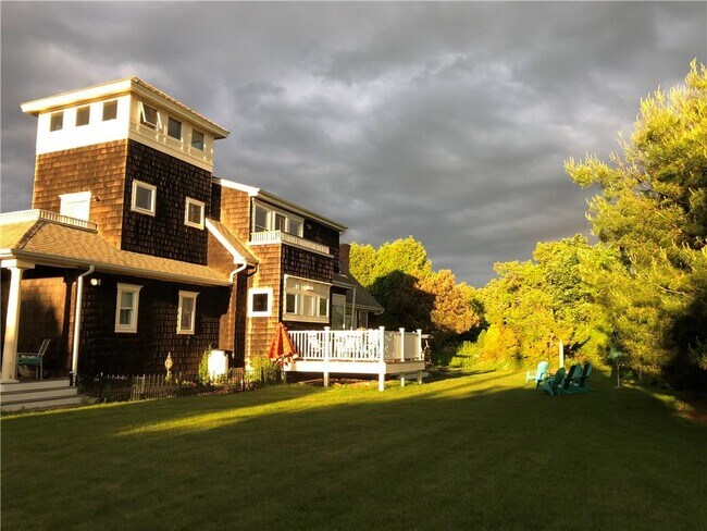 Building Photo - 15 Seabreeze Ter