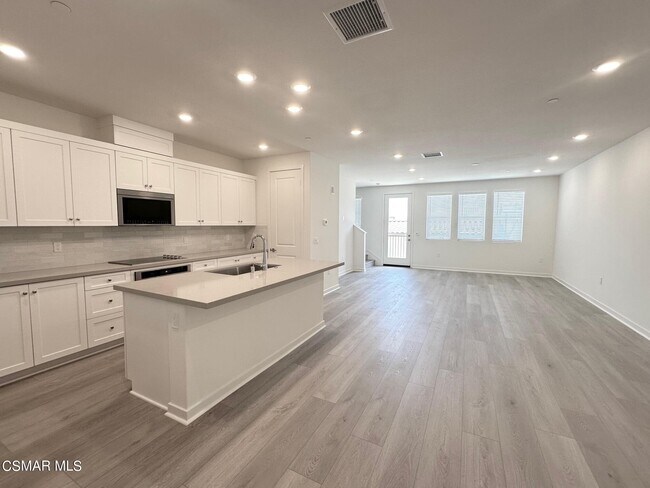Foto del edificio - 10726 Telegraph Rd
