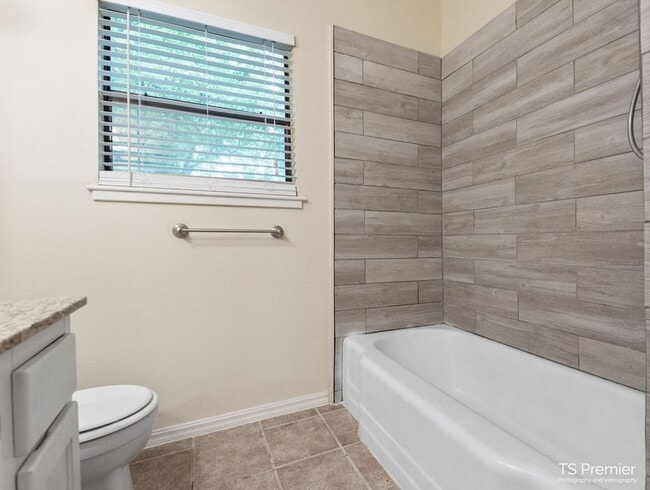 Building Photo - 1700 E Mission Blvd