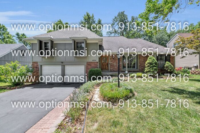 Primary Photo - Close to oak park mall!