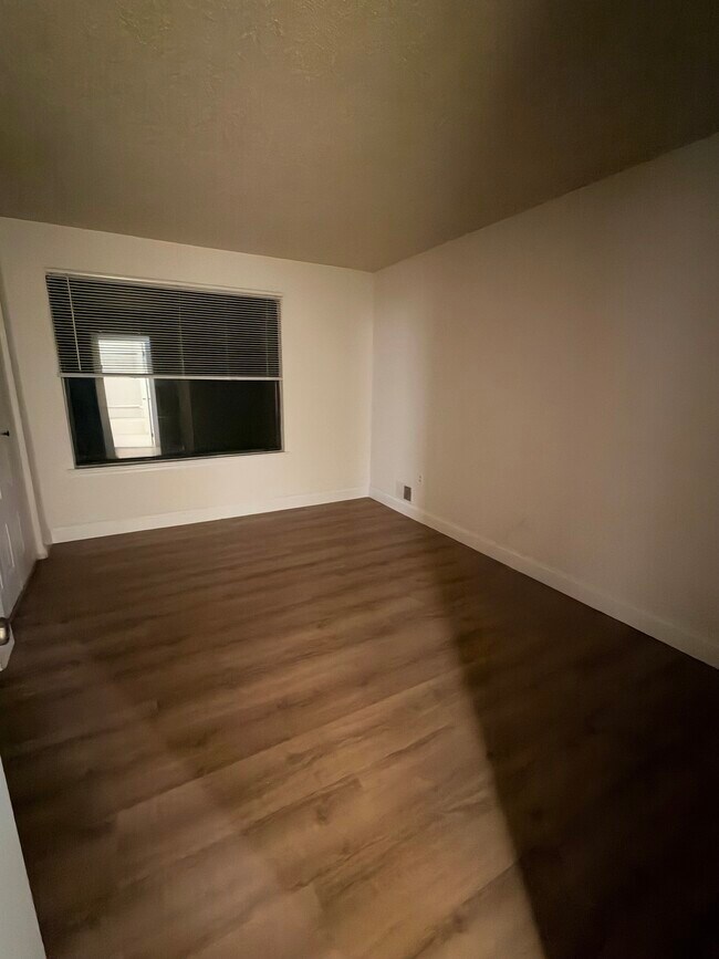 Foto del edificio - 127 Irving Pl