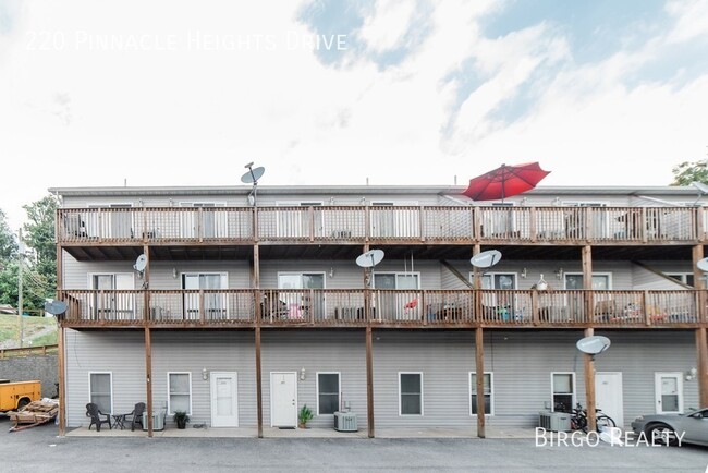 Building Photo - Stylish 2-BED APARTMENT with wall-to-wall ...