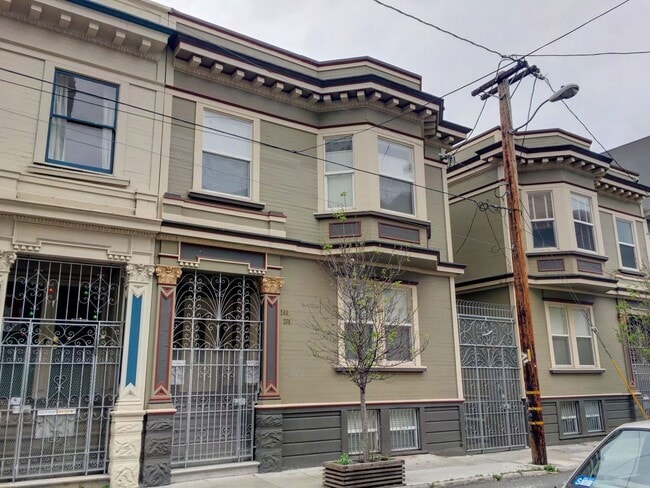 Heart of Hayes Valley - Updated 3 Bed, 2 B... - Heart of Hayes Valley - Updated 3 Bed, 2 B... House