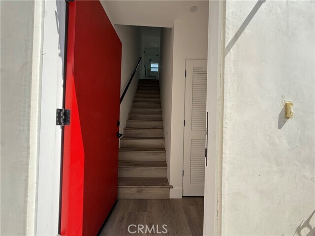 Foto del edificio - 21717 Hart St
