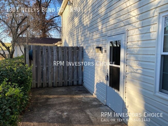 Photo - 1301 Neelys Bend Rd House