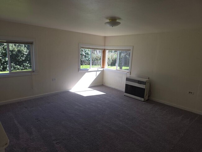 Foto del edificio - Charming Home in Convenient Northcrest Neighborhood –1804Northcrest Dr, Crescent City, CA