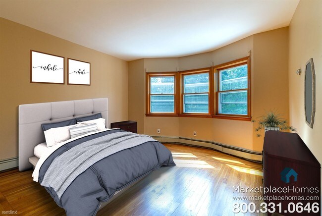 Building Photo - 3 br, 1 bath Duplex - 72 Ball Ave