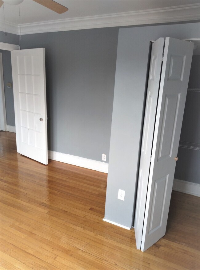 Bed Room 1 - 106 E 72nd St