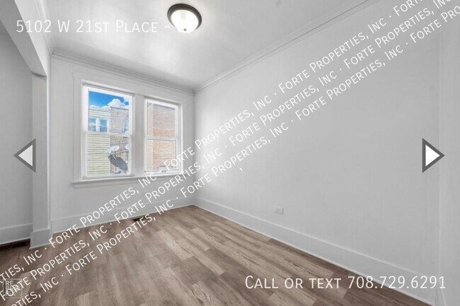 Building Photo - 5102 W 21st Pl