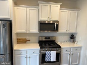 Building Photo - 15 Egret Way