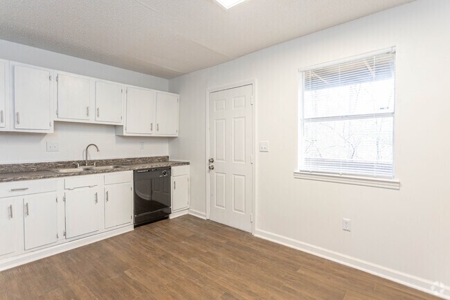 3HAB, 2BA - 1.124SF - The Woodford