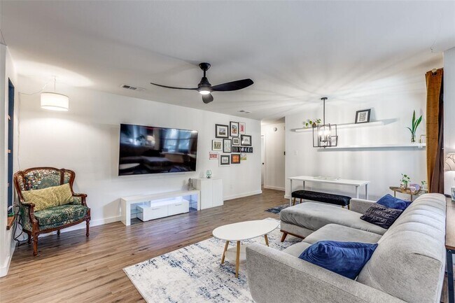 Foto del edificio - 11405 Bristle Oak Trail