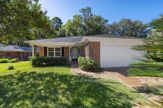 Building Photo - 3301 Lemoyne Ct