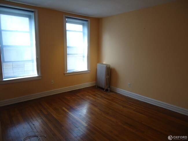 Building Photo - 34-07 36th Avenue