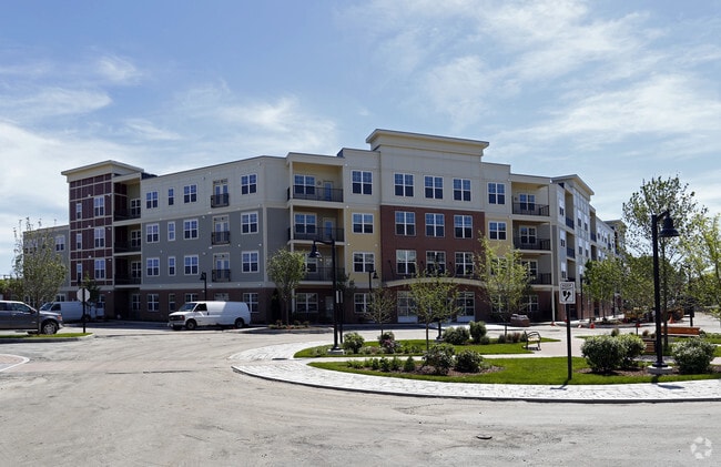 Bell Watertown - River Birch at Watertown