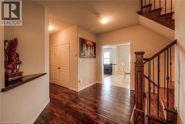 Building Photo - 83 Boulder Cr