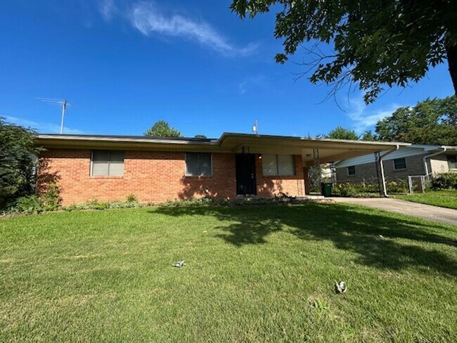 Foto del edificio - 5205 Nelbrook Dr