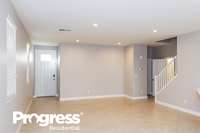 Foto del edificio - 9840 Dryden Ct